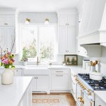Traditional kitchen style refers to a design aesthetic that takes inspiration from classic and timeless elements. This style emphasizes warmth, elegance, and a sense of familiarity. Traditional kitchens often feature details such as ornate moldings, raised panel cabinets, and decorative accents.